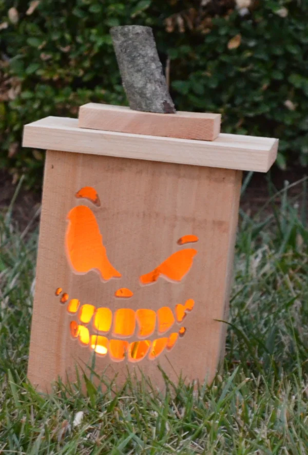 #2 - Spooky Face Lantern