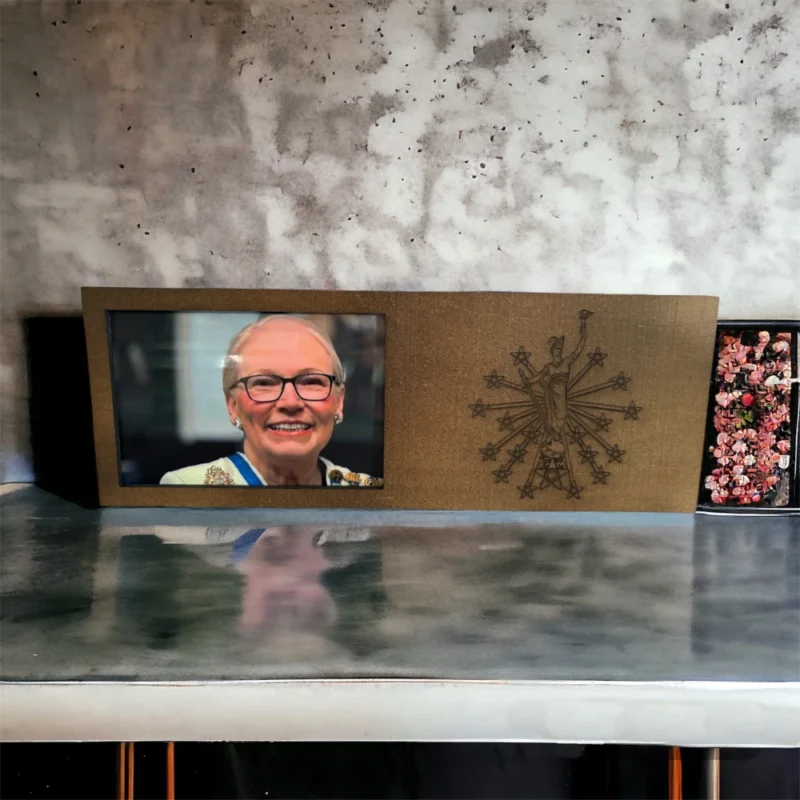 INDAR Picture Frames